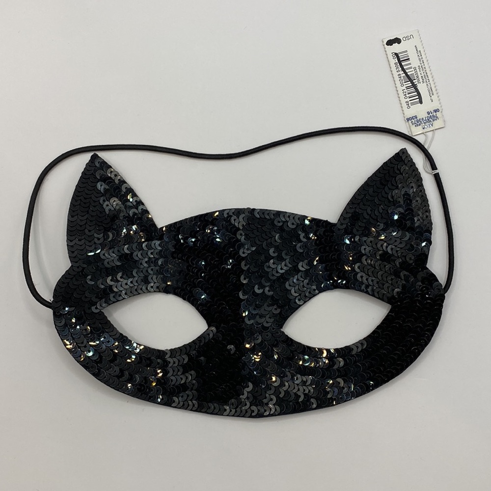 Sparkly Cat Mask from American Eagle Outfitters